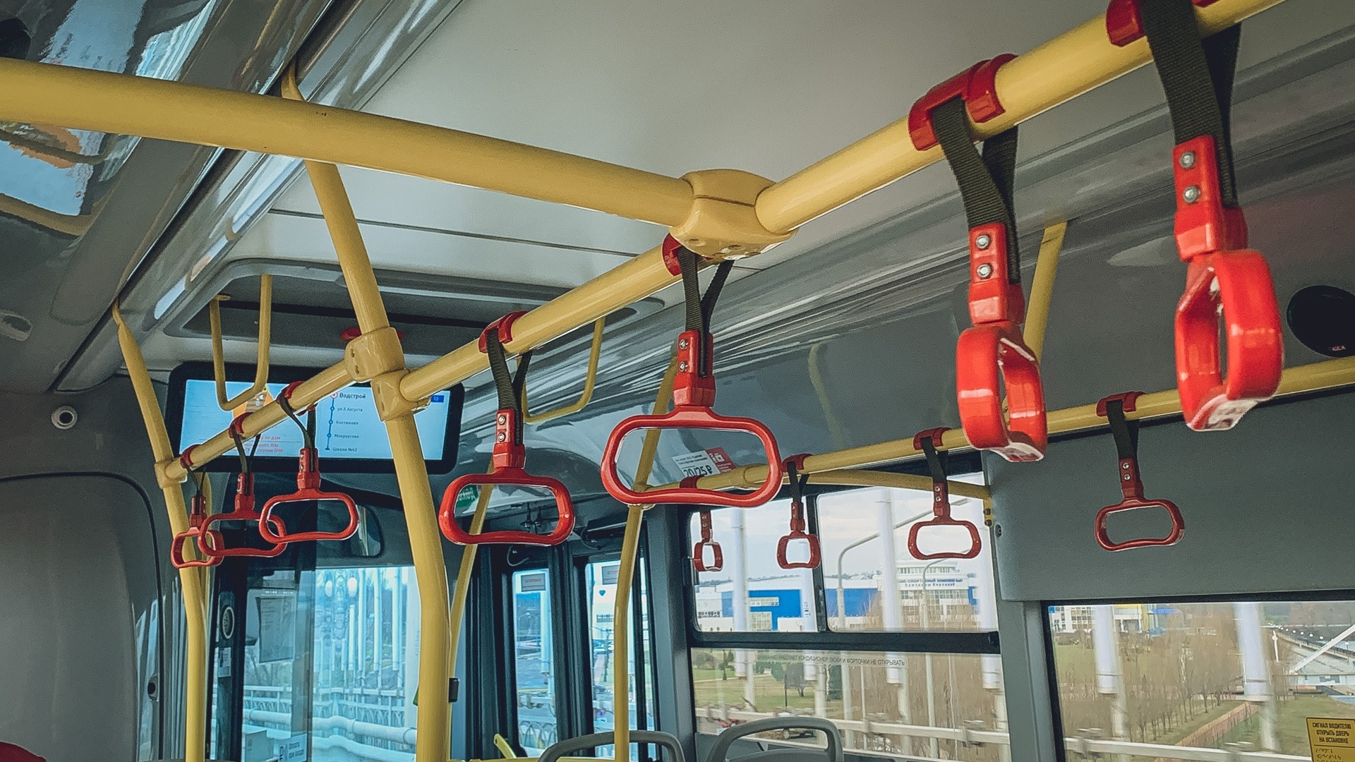 Оплату проезда с помощью смартфона начали тестировать в автобусах Ижевска