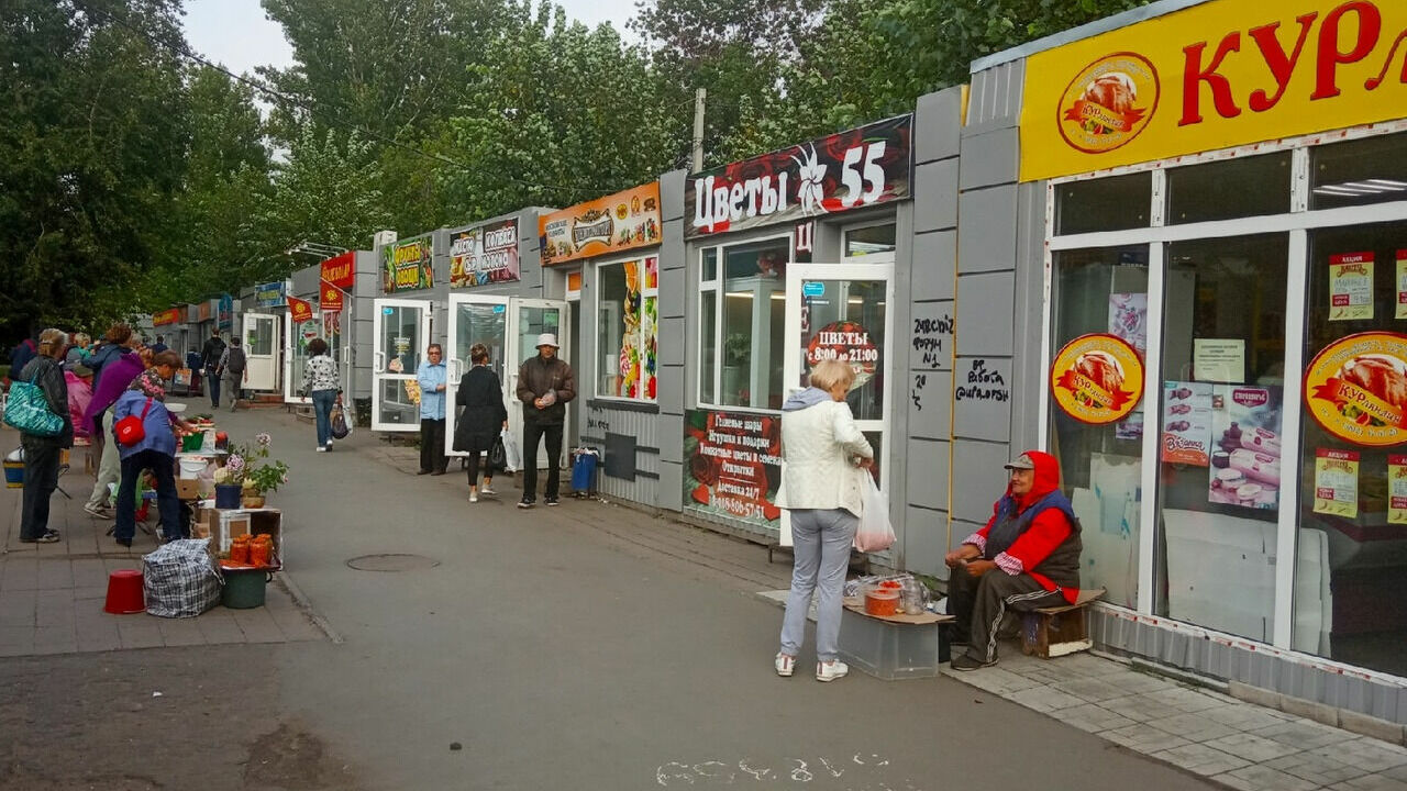 Жители Ижевска активно пополняют список наливаек и ларьков с тайной продажей алкоголя