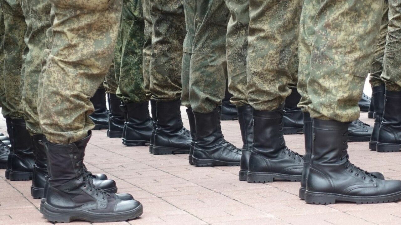 Бойцы Удмуртского полка имени Калашникова прислали видеопривет