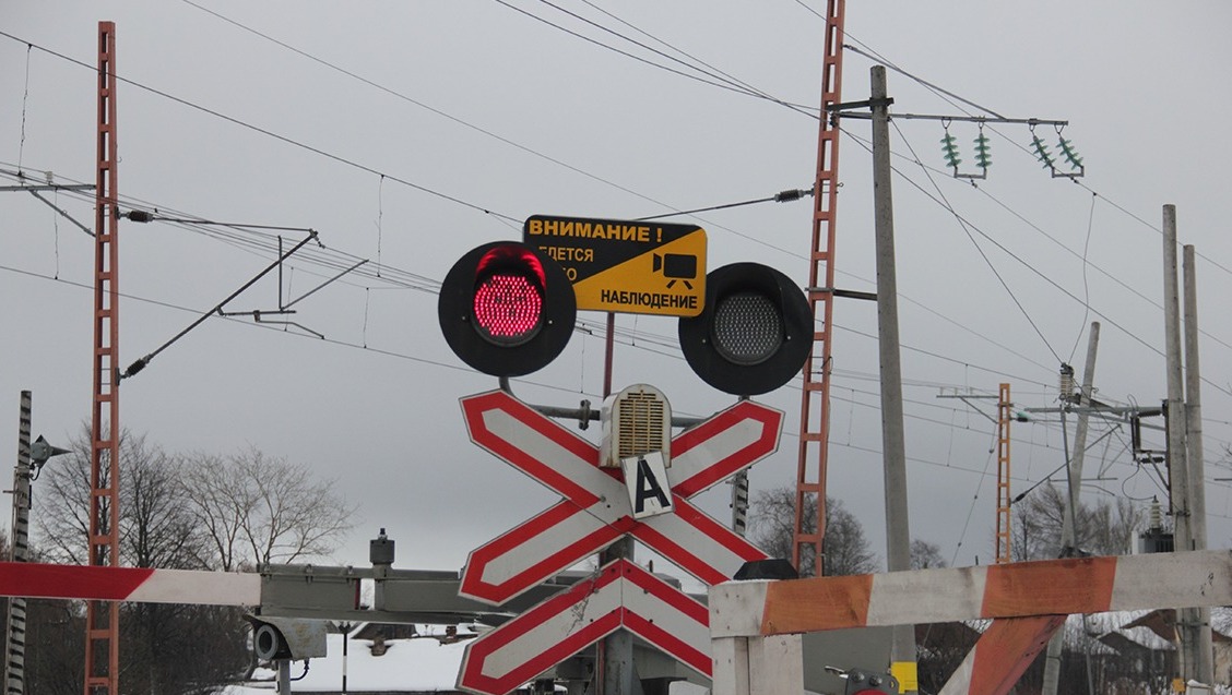 В Ижевске ограничат движение транспорта через ж/д переезд на улице Пойма