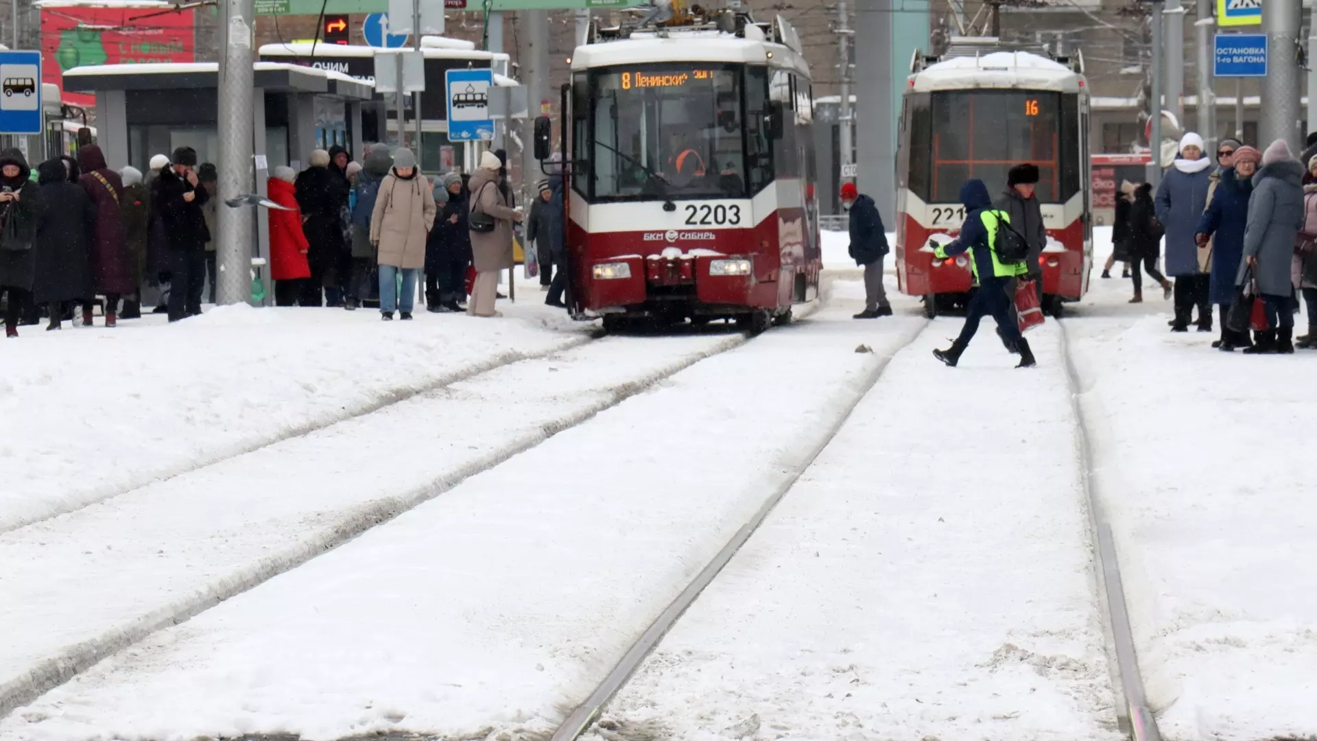 Трамваи трех маршрутов в Ижевске курсируют на Буммаш через центр