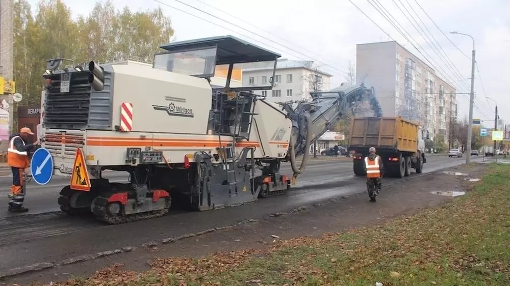 В Ижевске дорожники начали ремонт улицы 50 лет ВЛКСМ