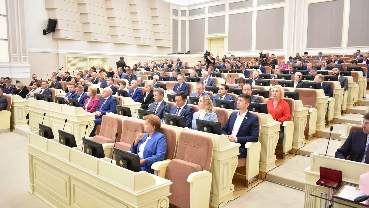 Депутат Госсовета Удмуртии пригрозила обнародовать компромат на экс-парламентариев