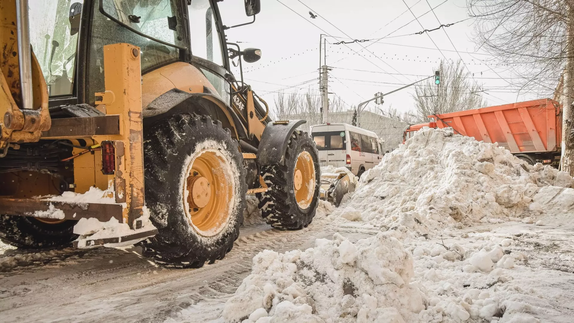 Новая снегоуборочная техника появилась у подрядчика из Ижевска