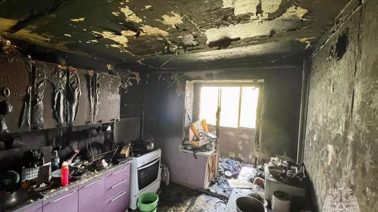 Непотушенная спичка стала причиной пожара квартиры в Воткинске